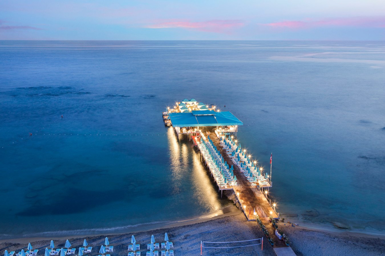 Granada Luxury Beach