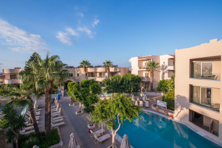 Cactus Village Hotel & Bungalows