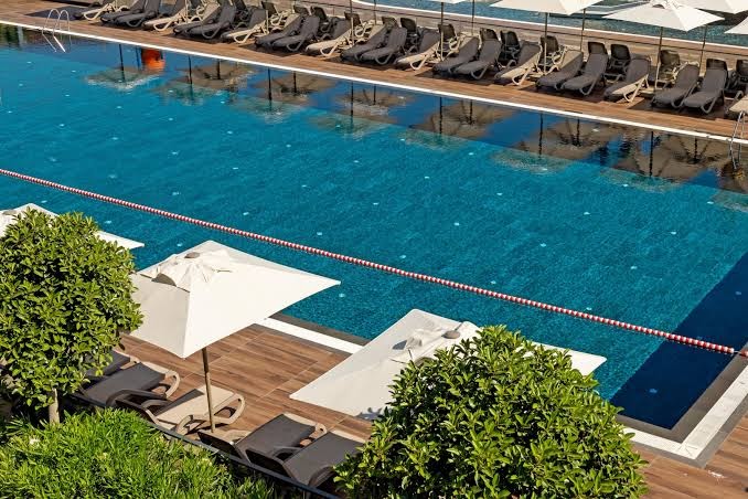 Jacaranda Luxury Resort