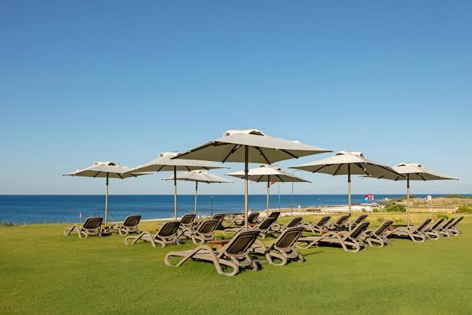 Jacaranda Luxury Resort