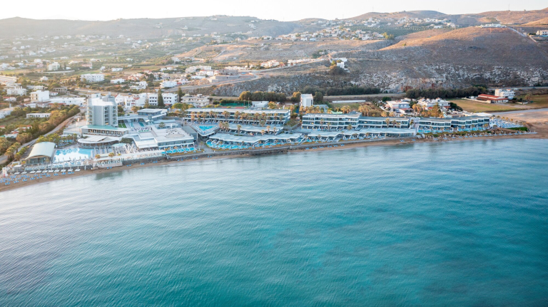 Arina Beach Resort 4*
