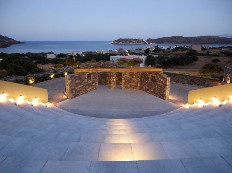 Cayo Exclusive Resort and Spa