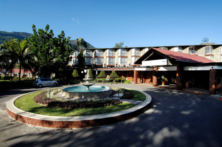 Berjaya Beau Vallon Bay Resort & Casino 3*