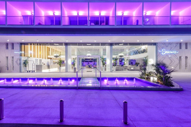 Tasia Maris Seasons Hotel