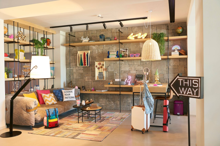 Moxy Patra Marina 3*