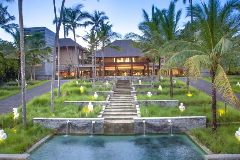 Courtyard By Marriott Nusa Dua 4*