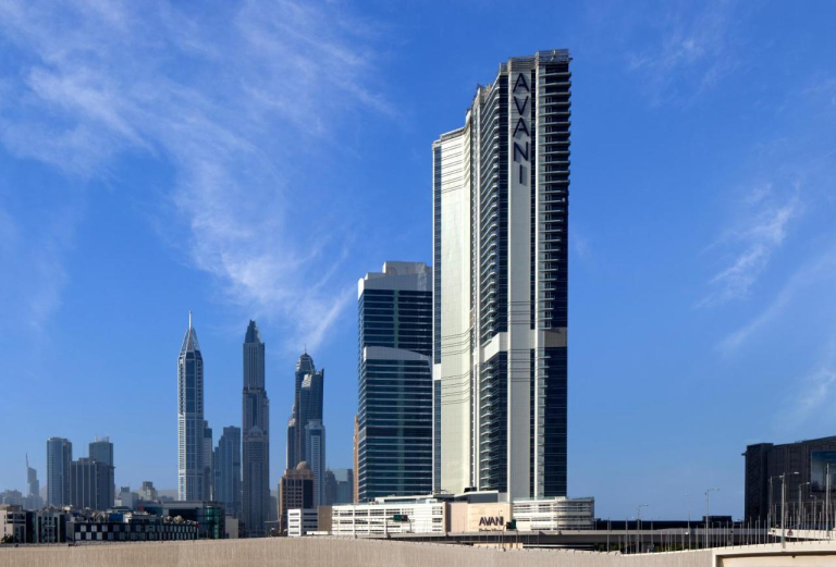 Avani Palm View Dubai Hotel & Suites 5*