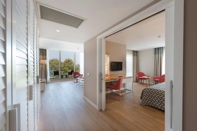 Akra Kemer 5*