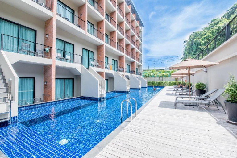 Sugar Marina Resort Cliffhanger Aonang