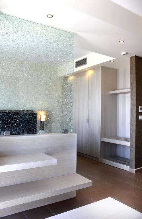 Sea Melody Beach Hotel Apartments