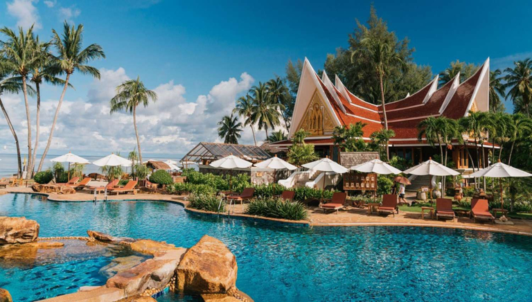 Santhiya Tree Koh Chang Resort  4*