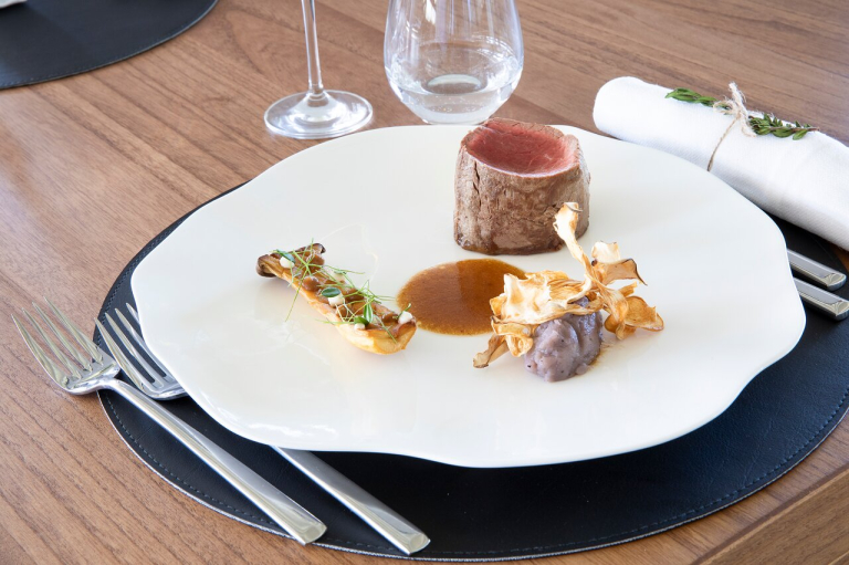 Mangia's Santa Teresa Sardinia, Curio Collection by Hilton