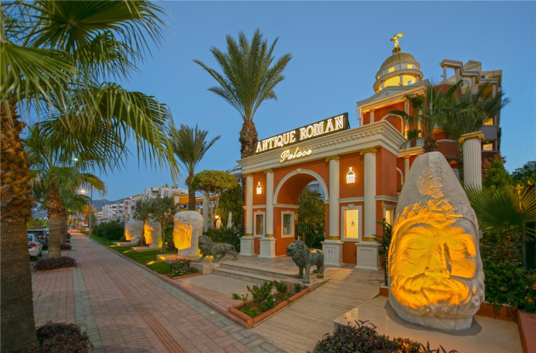 Antique Roman Palace 5*