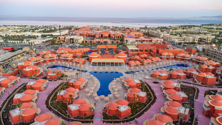 Pickalbatros Laguna Club Resort  4*