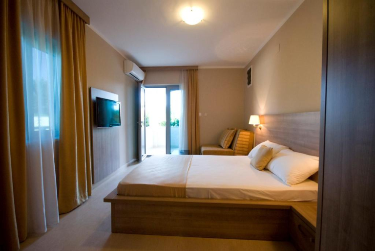 Vila V Lux