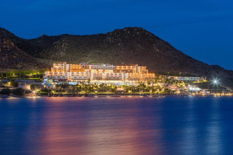 Kefaluka Resort Hotel