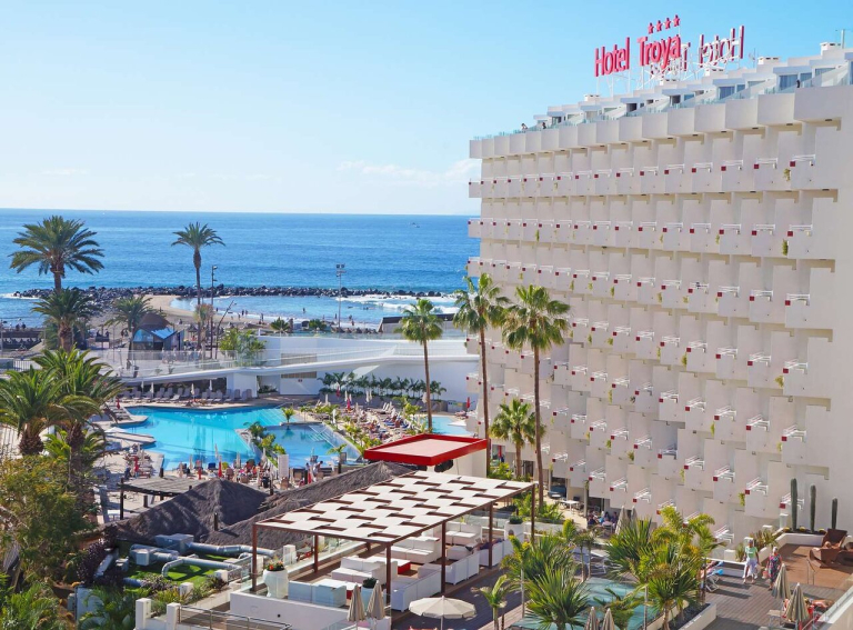 Alexandre Hotel Gala 4*