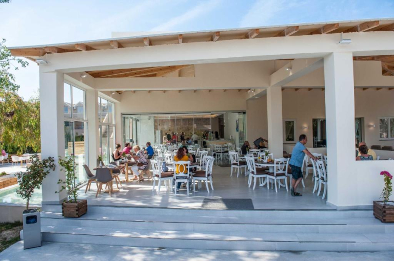 Amour Holiday Resort