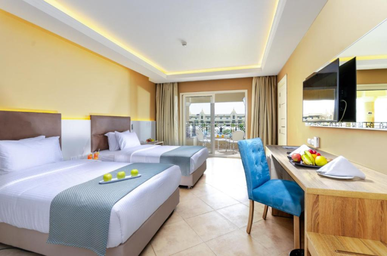 Titanic Royal Resort 