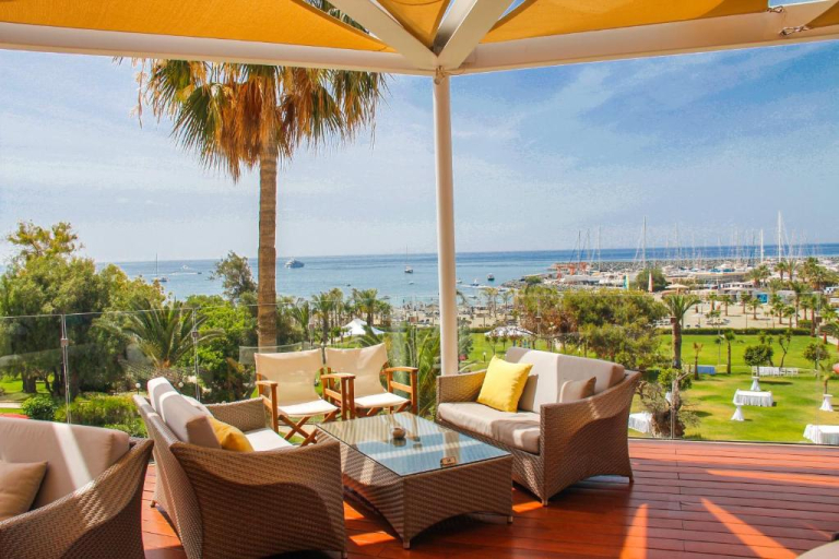 St. Raphael Resort 
