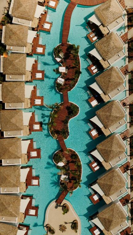 Stella Island Luxury Resort & Spa