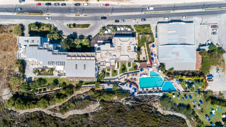 Sirene Beach Hotel 4*