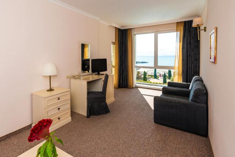 Festa Pomorie Resort
