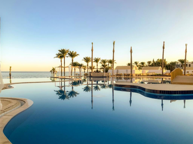 Sunrise Select Diamond Beach Resort