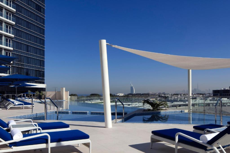 Avani Palm View Dubai Hotel & Suites