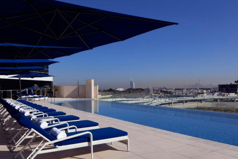 Avani Palm View Dubai Hotel & Suites