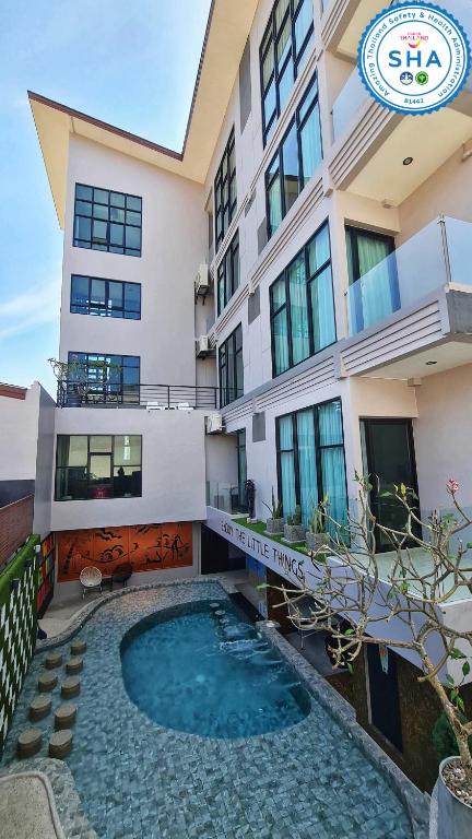 One Loft Hotel Kata
