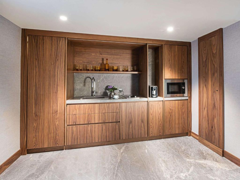 Rixos Sungate - The Land of Legends Access