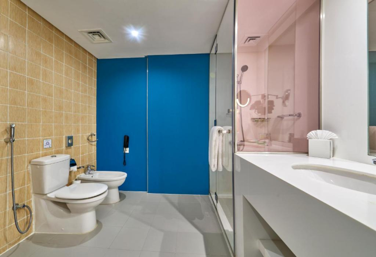 Ramada Hotel & Suites by Wyndham JBR