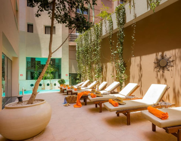 Dellarosa Hotel Suites & Spa