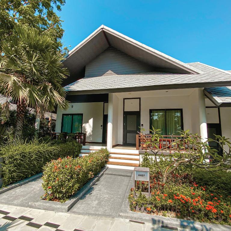 Long Beach Garden Hotel & Spa