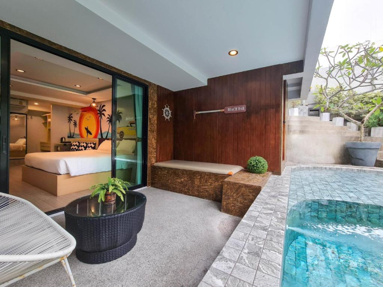 One Loft Hotel Kata 3*