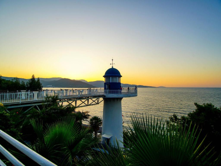 Blue Dreams Resort & Spa