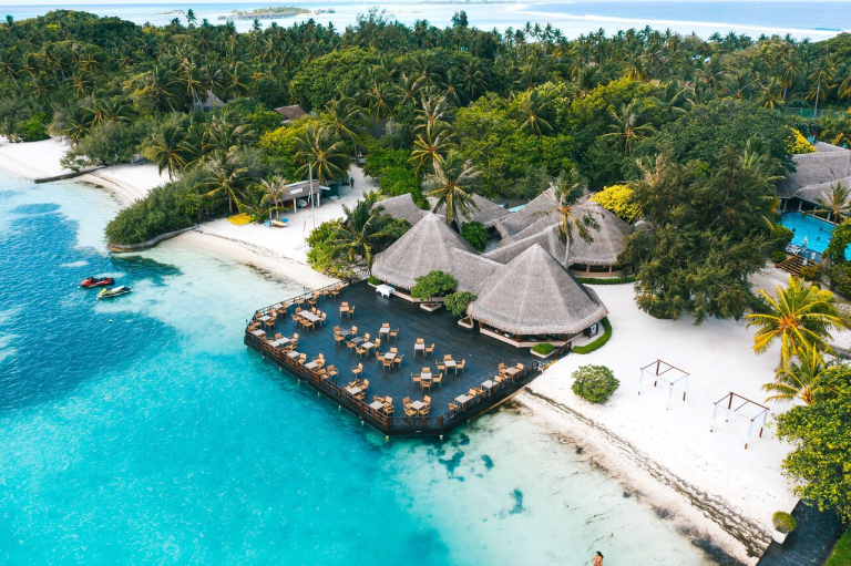 Adaaran Select Hudhuranfushi 4*