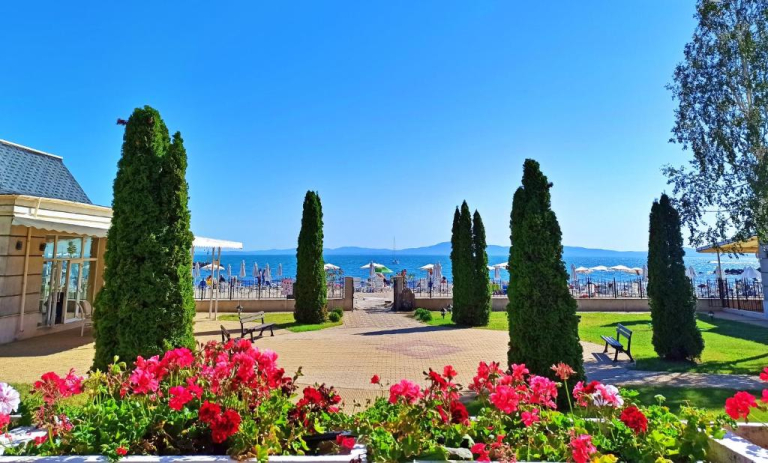 Festa Pomorie Resort