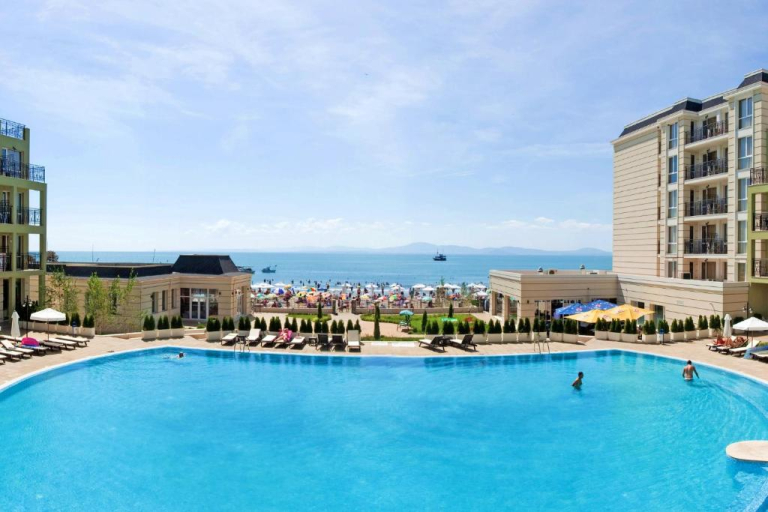 Festa Pomorie Resort