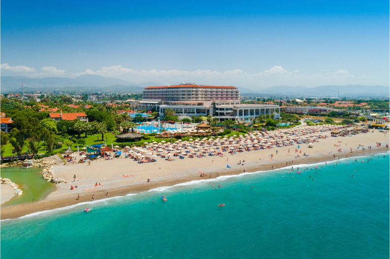 Starlight Resort 5*