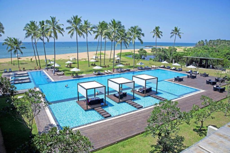Suriya Luxury Resort