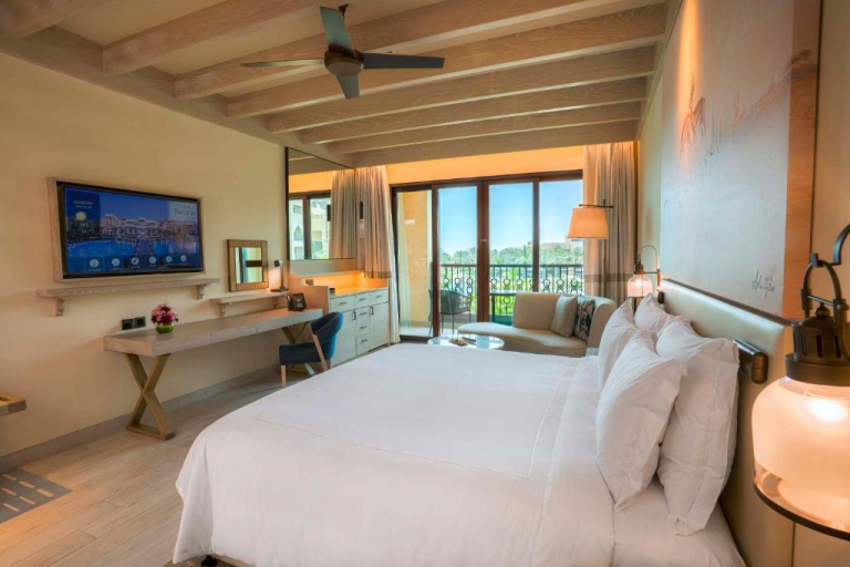 Saadiyat Rotana Resort & Villas