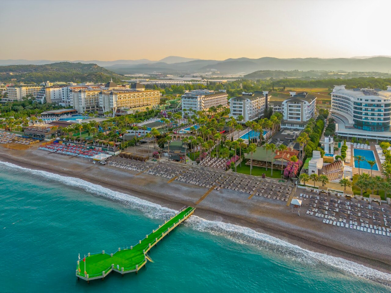 Meryan Hotel 5*