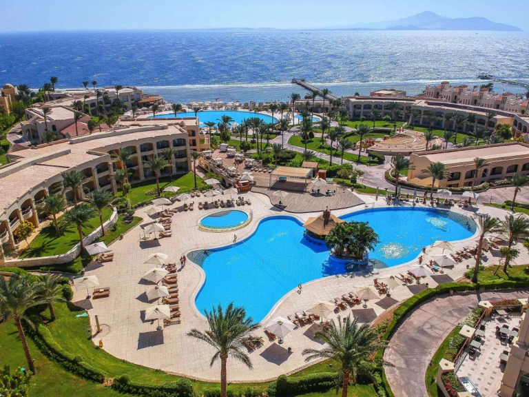Cleopatra Luxury Resort 5*