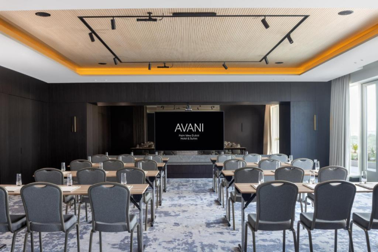 Avani Palm View Dubai Hotel & Suites