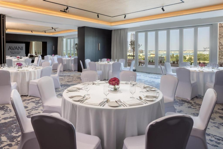 Avani Palm View Dubai Hotel & Suites