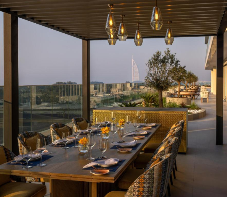 Avani Palm View Dubai Hotel & Suites