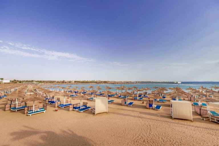 Pickalbatros Dana Beach Resort