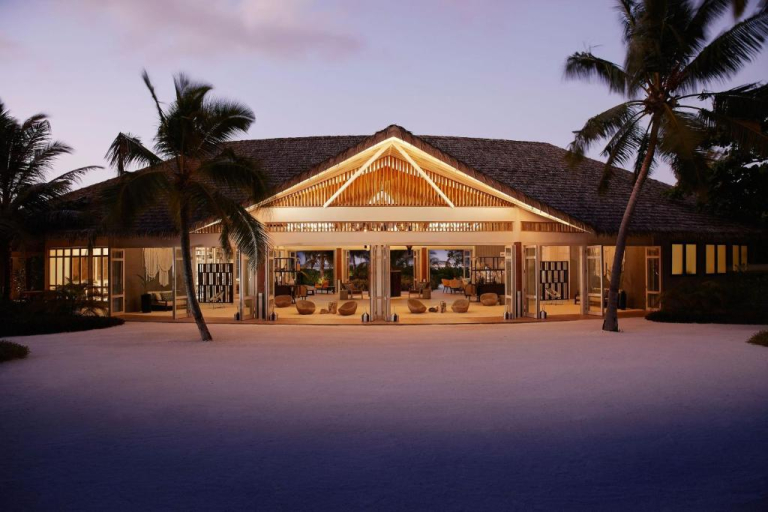 Le Meridien Maldives Resort & Spa